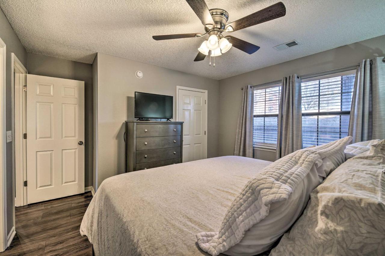 Pet-Friendly Branson Getaway With Private Patio! Apartamento Exterior foto